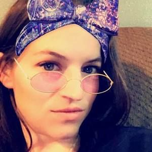 Meet your Posher, Paula